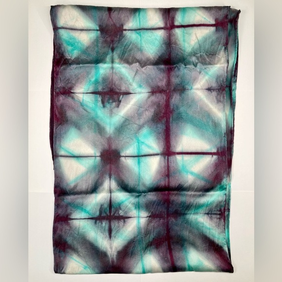 Hand Dyed Silk Scarf * Hand Rolled Border - Picture 4 of 8